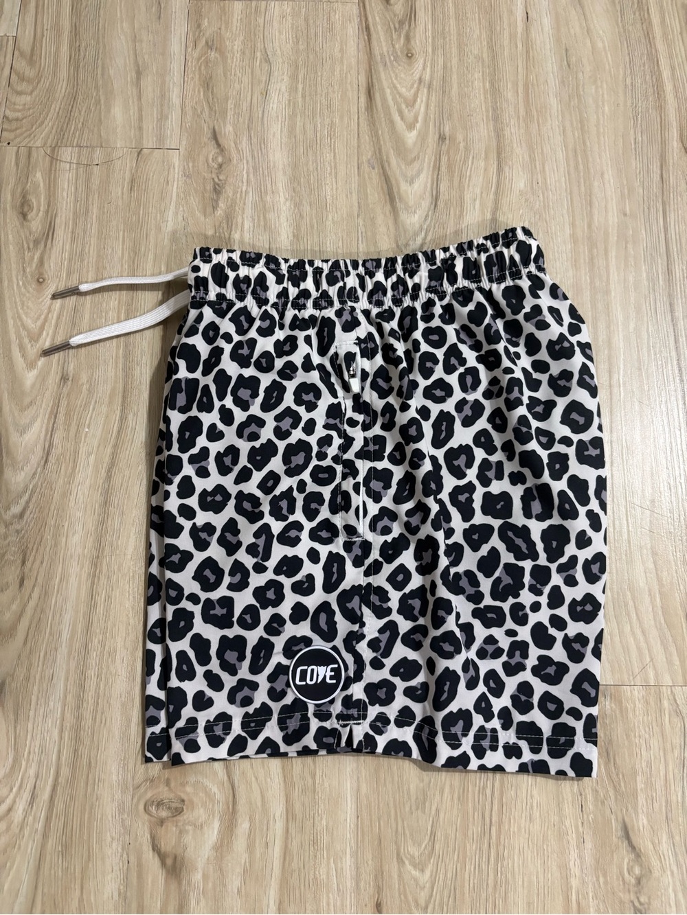 5” Cove Black & White Leopard Drawstring Shorts